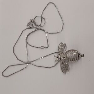 925 bee necklace